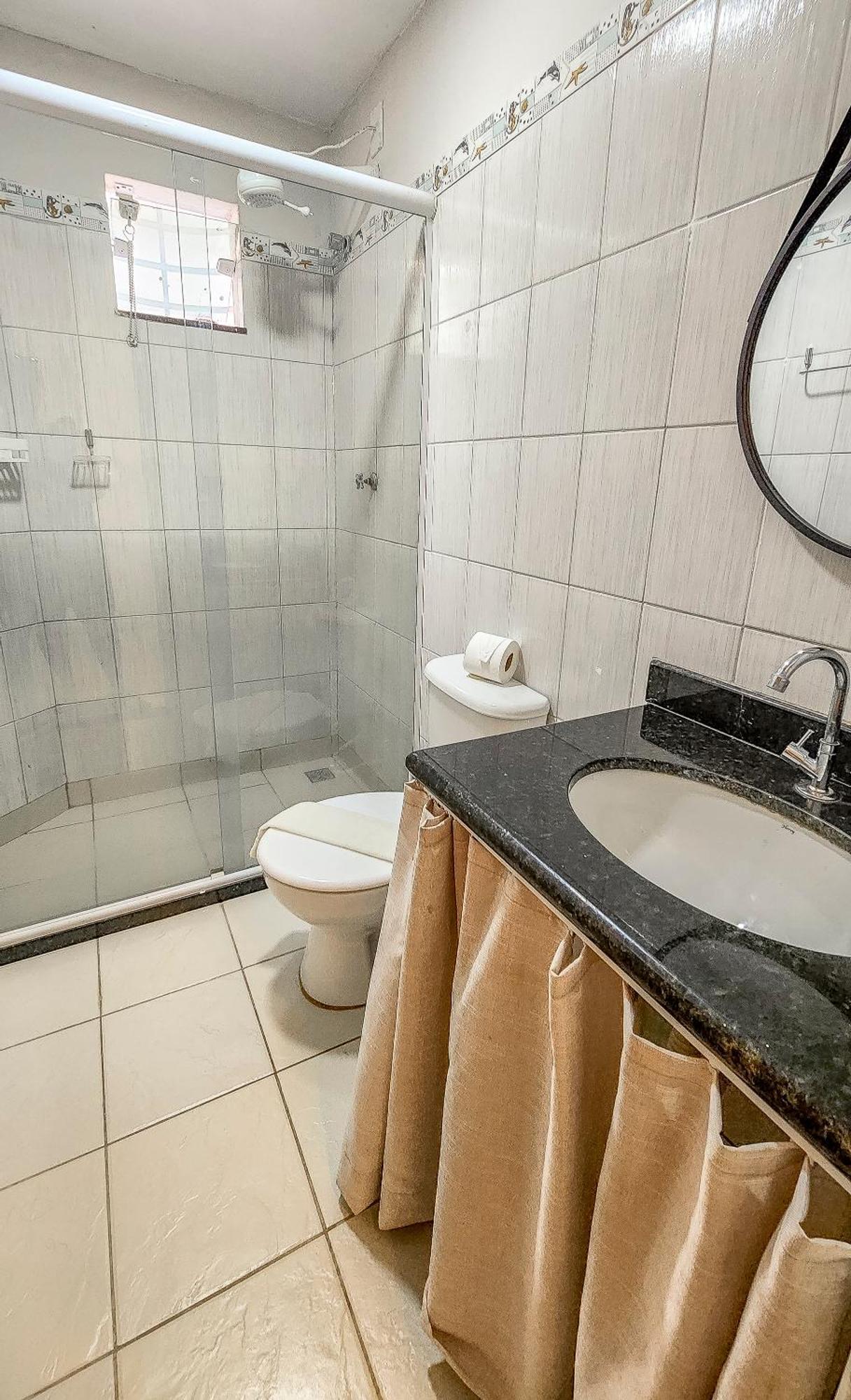 500M Praia Taperapuan; 2 Quartos; Wifi 300Mbs; Churrasqueira; Chuveirao; Estacionamento Gratuito 1 Carro. Porto Seguro