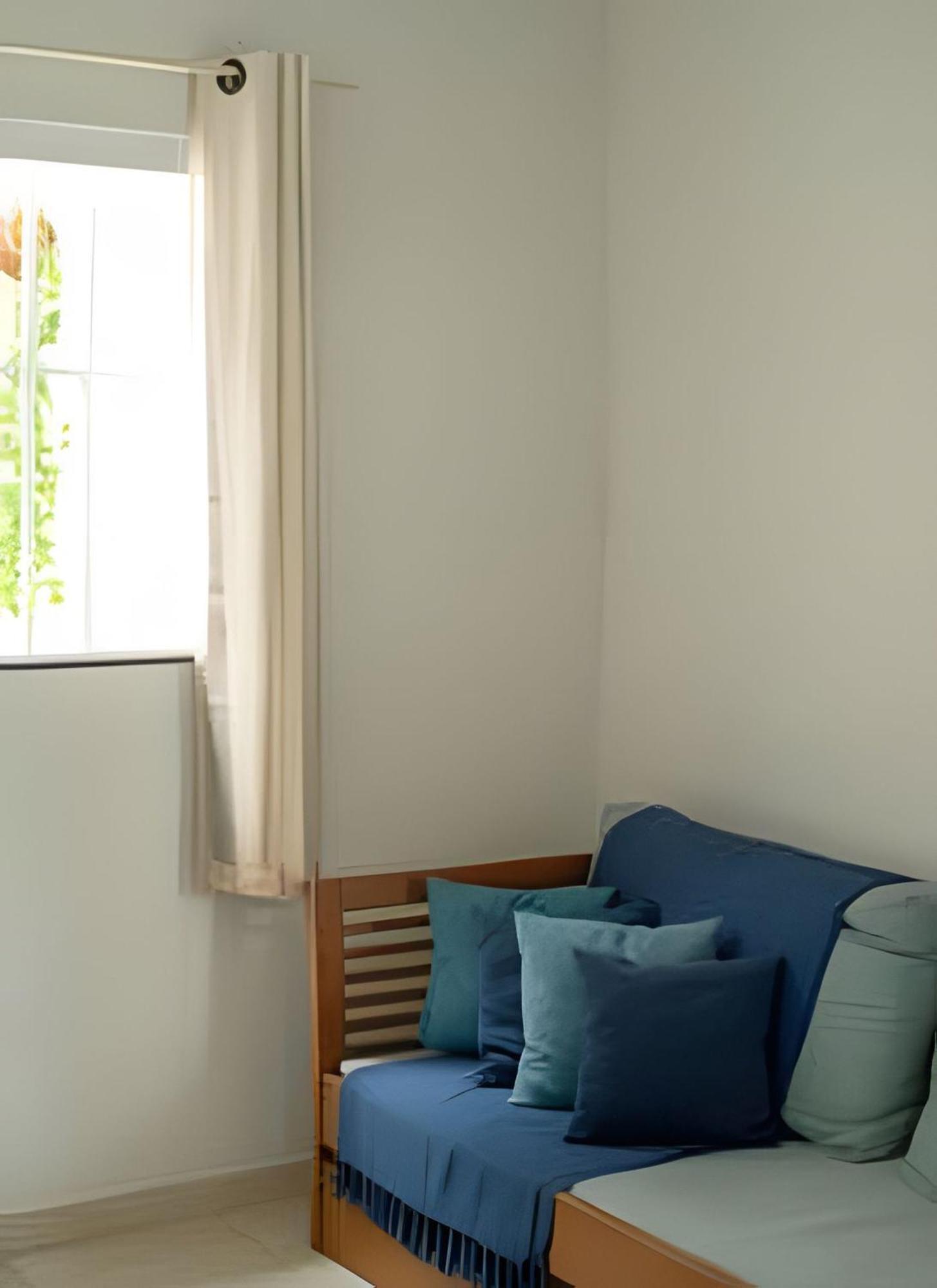 500M Praia Taperapuan; 2 Quartos; Wifi 300Mbs; Churrasqueira; Chuveirao; Estacionamento Gratuito 1 Carro. Porto Seguro