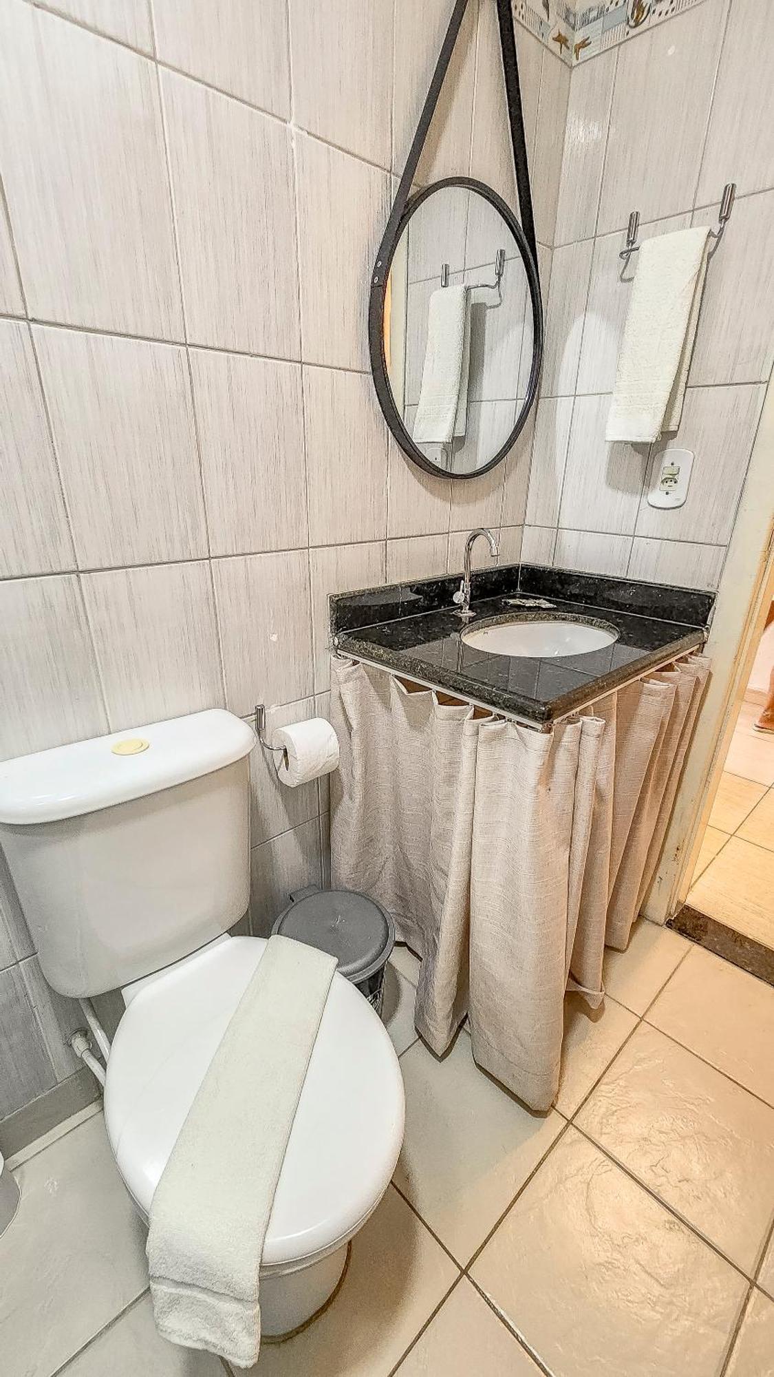 Holiday home 500M Praia Taperapuan; 2 Quartos; Wifi 300Mbs; Churrasqueira; Chuveirao; Estacionamento Gratuito 1 Carro.